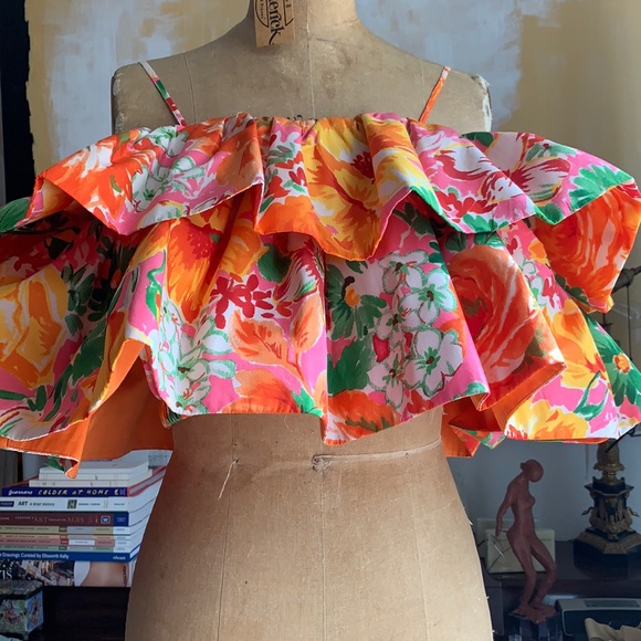 🍎 Tops - That Fun Top We All Need